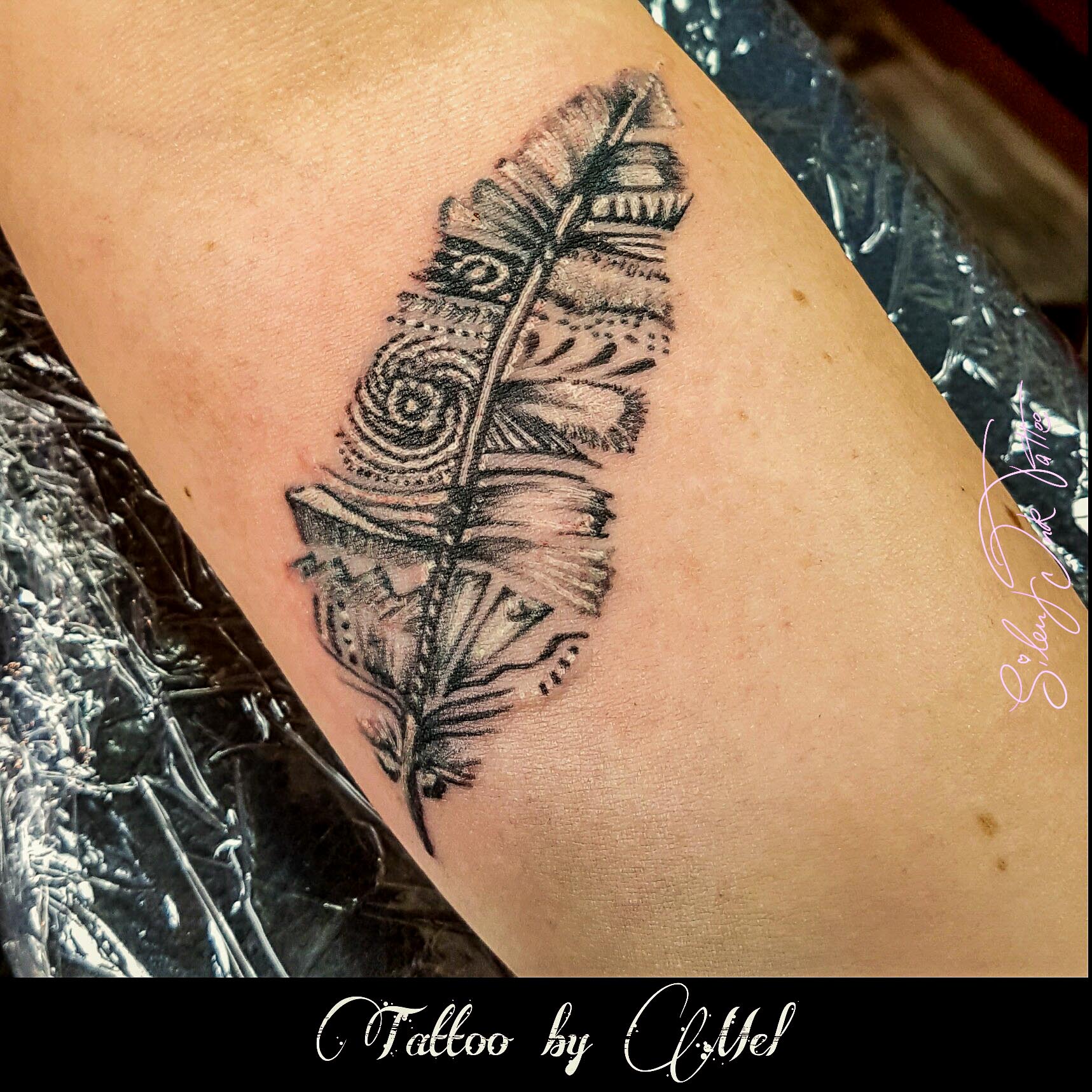 Silent Ink Tattoo - Black and Grey, Hannover, Mel, schwarz/weiß