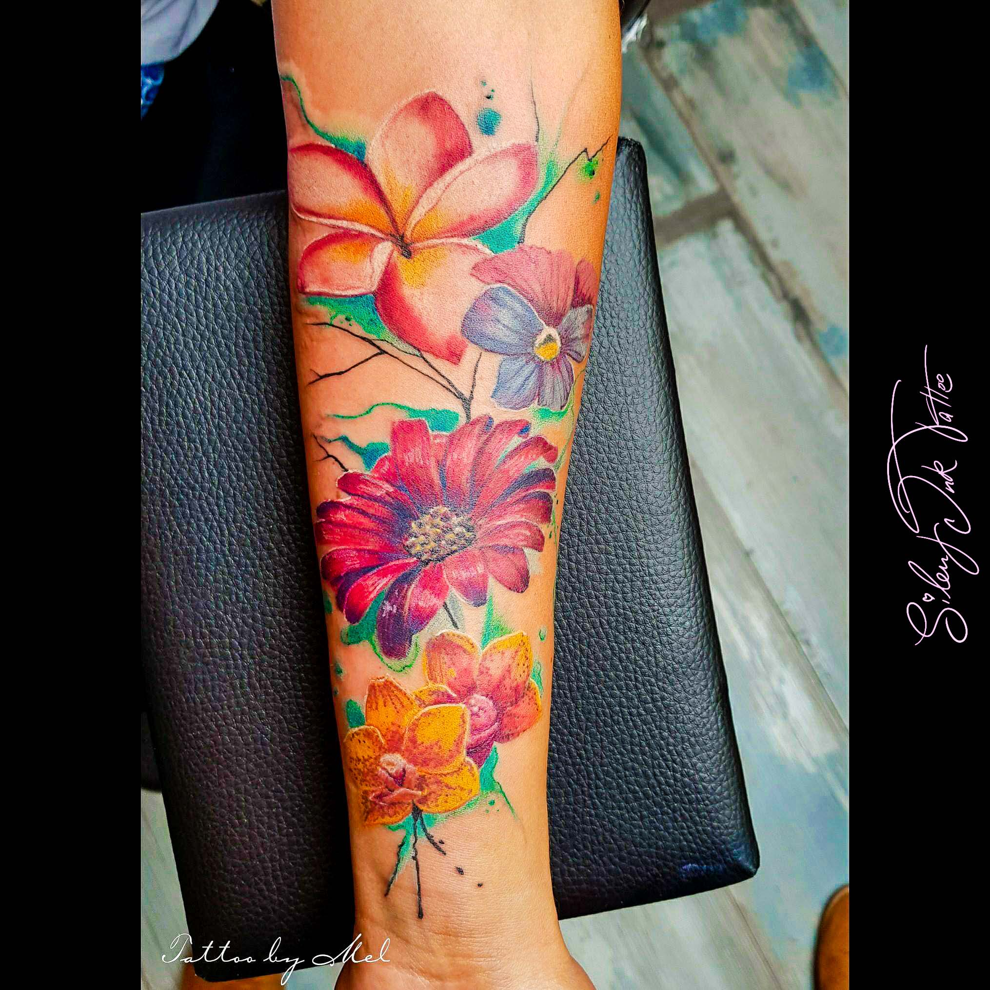 Silent Ink Tattoo - Colour, Hannover, Mel, bunt, farbig