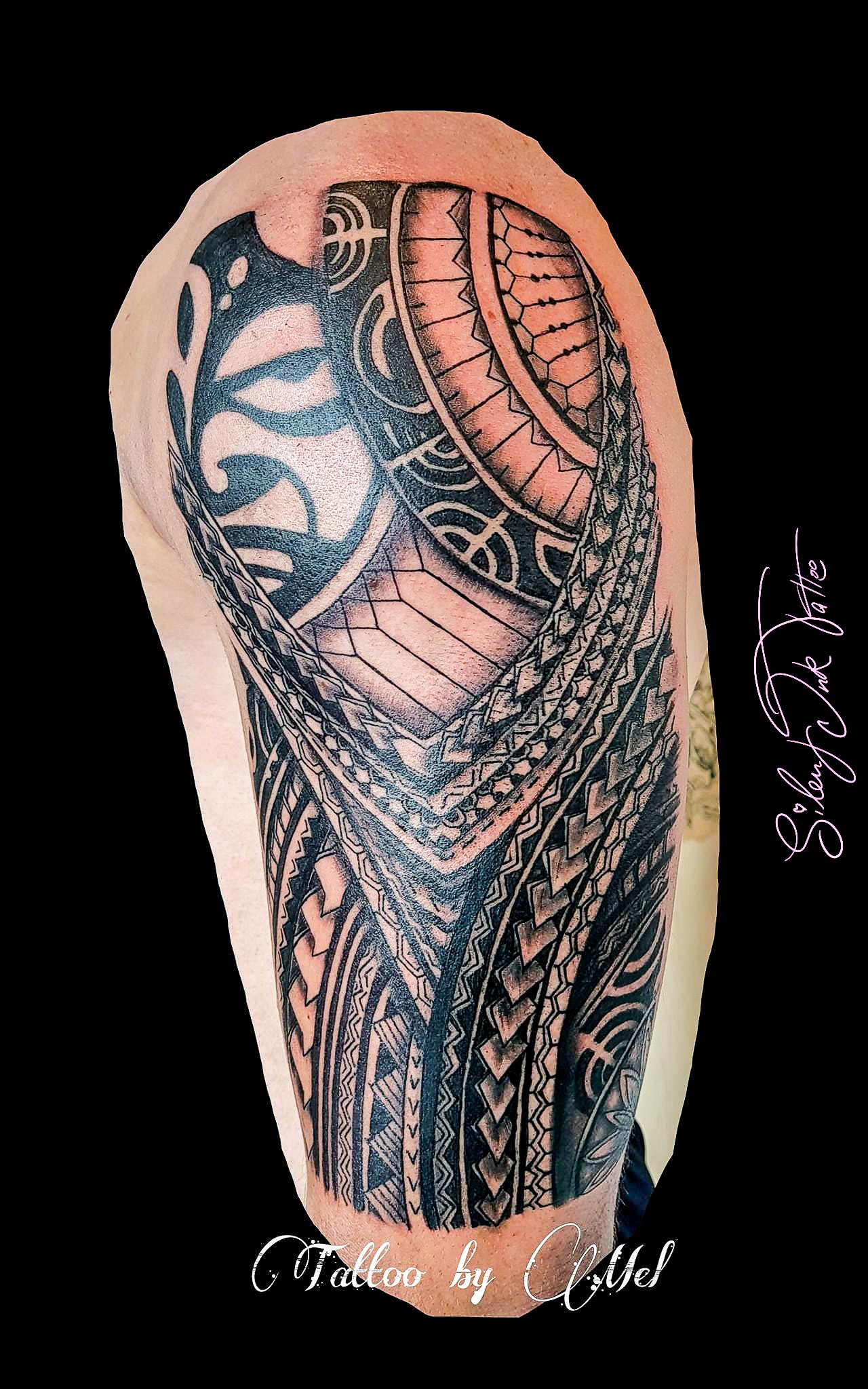 Silent Ink Tattoo - Geometric, Hannover, Mel, Symmetrie